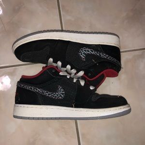 Jordan 1 low Youth